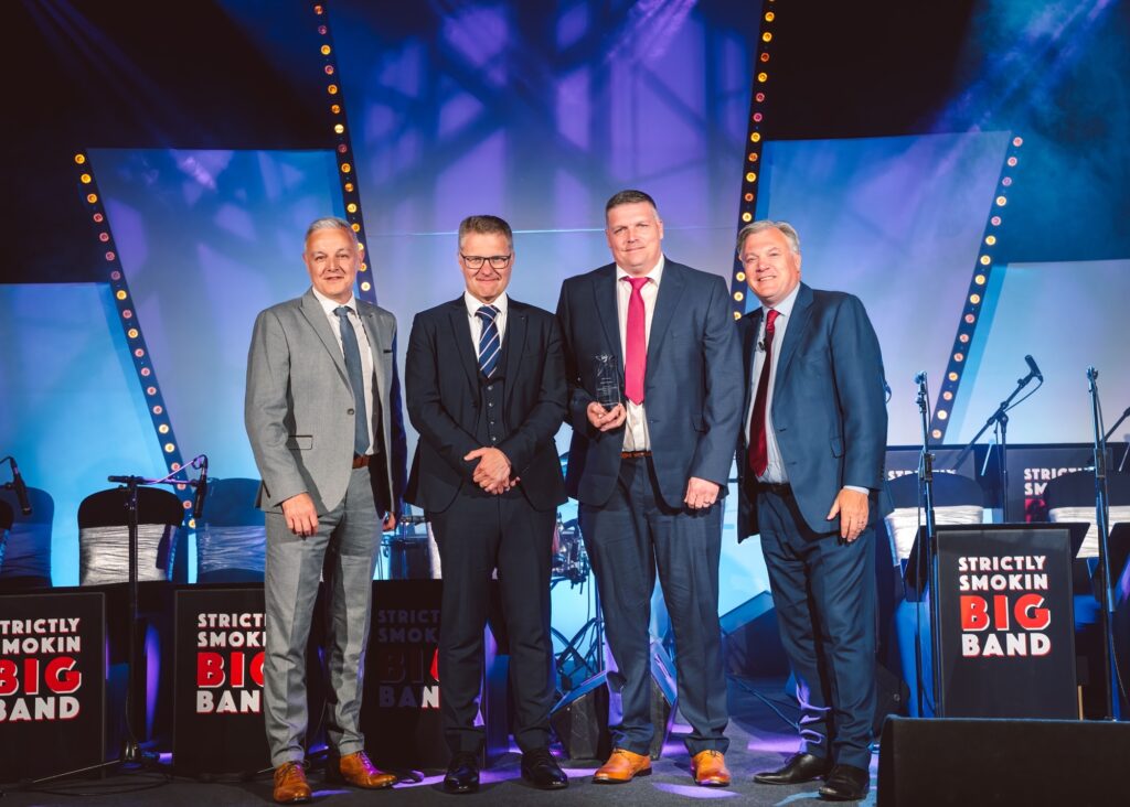 National Contracts Manager Brian, presenting the award for Best Technician of the Year to Niki Carne at the Vertu Motors Masters Awards